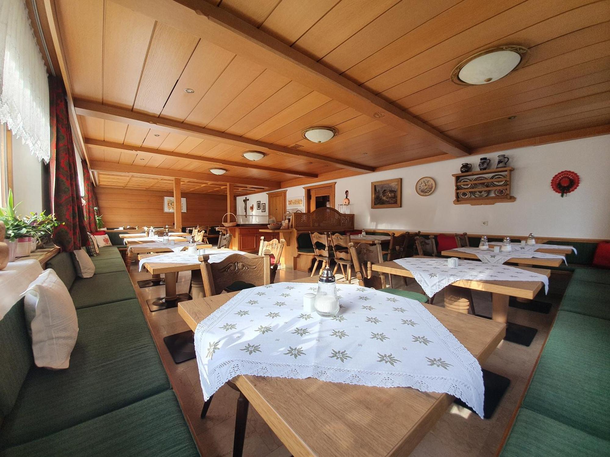 Haus Monika Und Haus Claudia Hotel Mayrhofen Kültér fotó