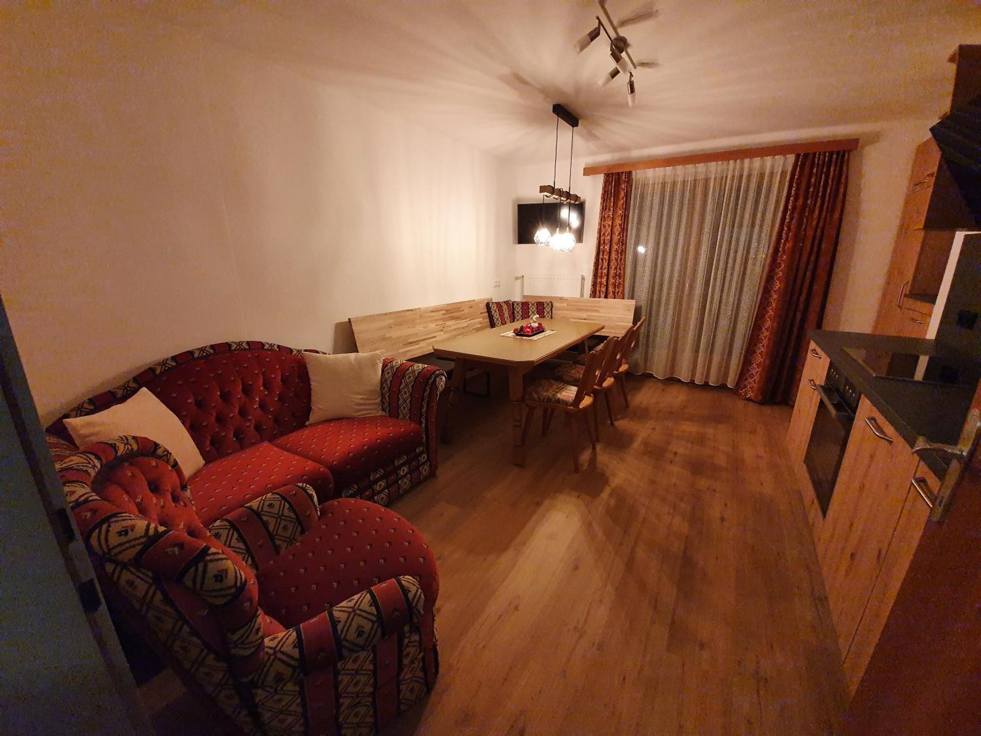Haus Monika Und Haus Claudia Hotel Mayrhofen Kültér fotó