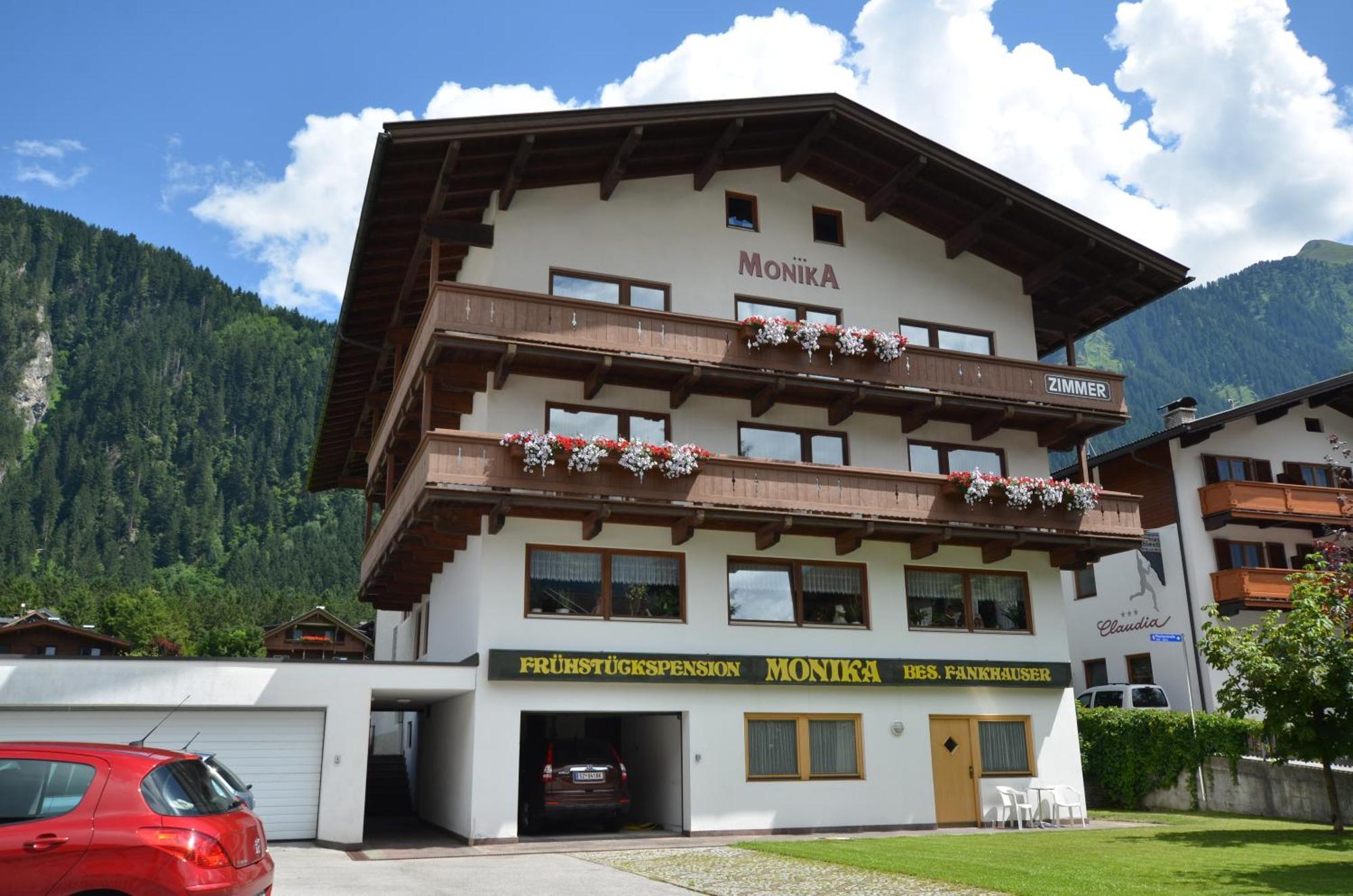 Haus Monika Und Haus Claudia Hotel Mayrhofen Kültér fotó